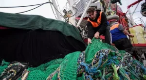 Ege’de Fırtına Molası: Balıkçılar “Vira Bismillah” Demek İçin Gün Sayıyor