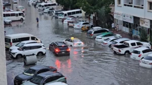 Körfez’de Sel Felaketi: Can Kayıpları Artıyor, Hayat Felç Oldu