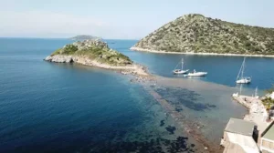 Bodrum Gümüşlük’te Sular Çekildi: Antik Yol Gün Yüzüne Çıktı