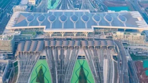 Rayların Yeni İmparatorluğu: Dünyanın En Büyük Tren İstasyonu Kapılarını Açtı!